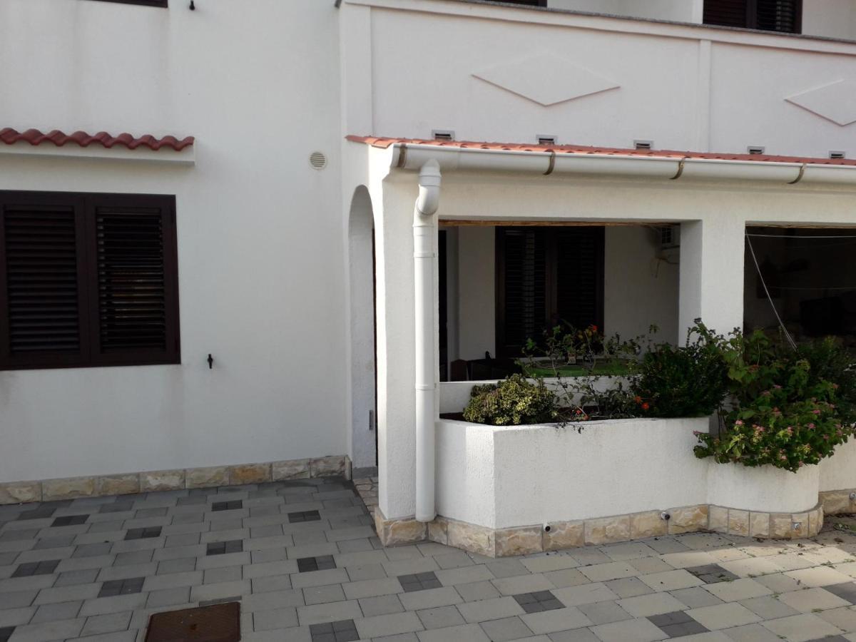 פג Apartments Lidija מראה חיצוני תמונה